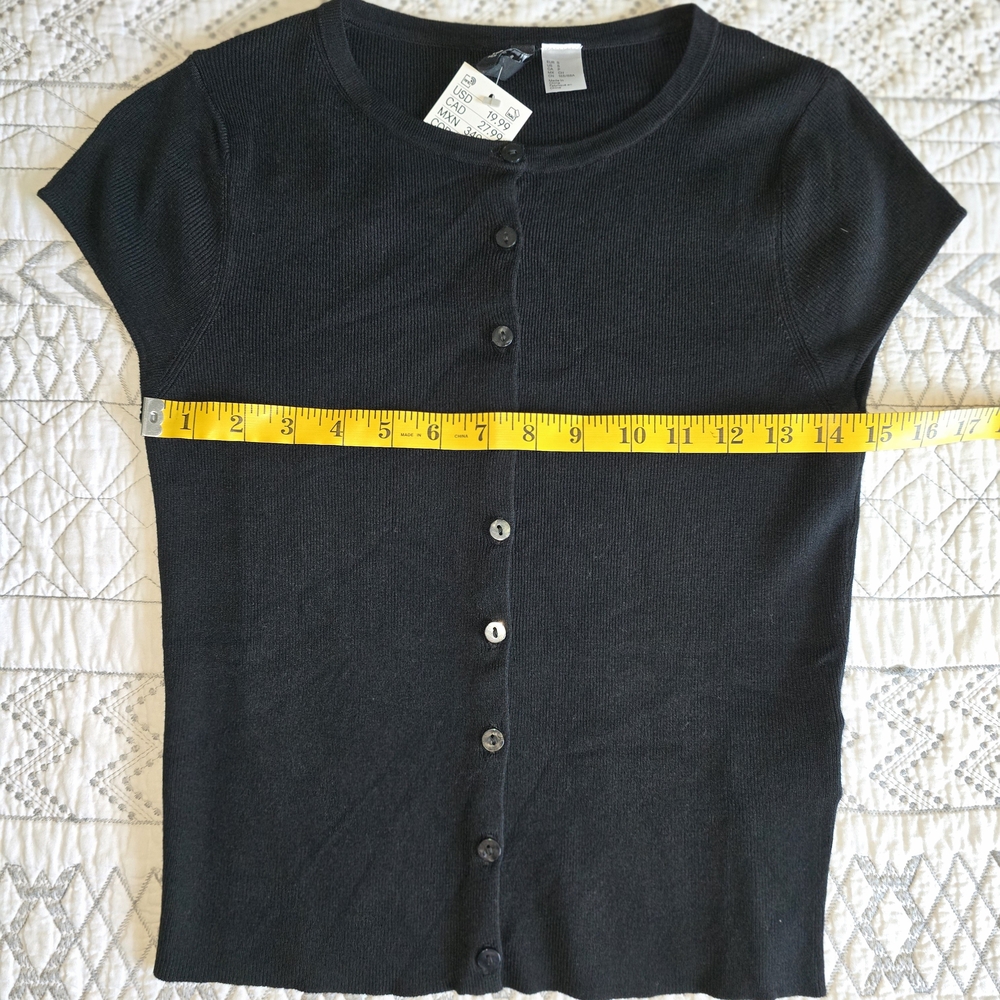 Divided Black Short Sleeve Cardigan - Picture 4 of 4